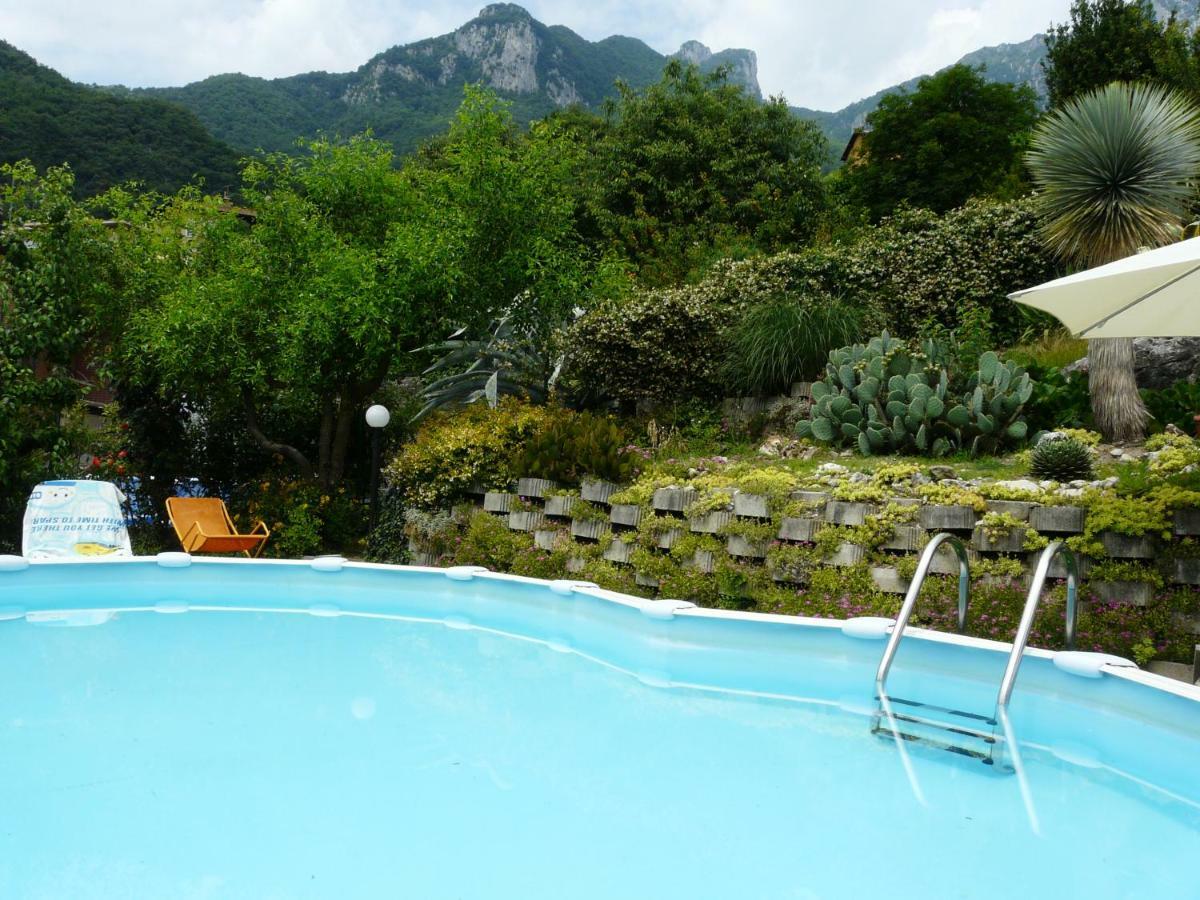 Relais Garden Lecco Bed & Breakfast Valmadrera Exterior photo